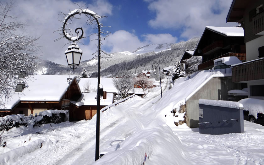 The village of Chatel in winter